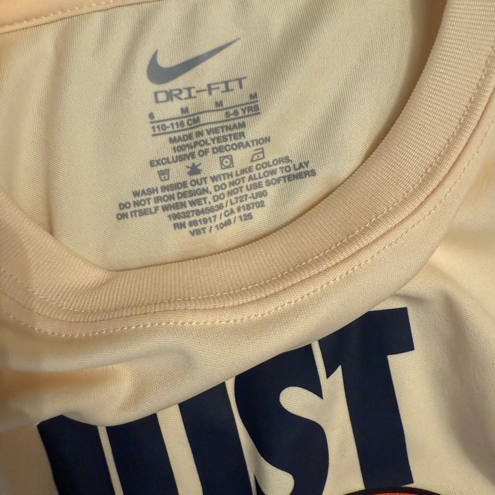 NIKE Boys 2pc Set, NWT - Picture 4 of 5